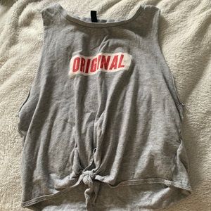 super cute cropped original shirt from H&M sleeve less